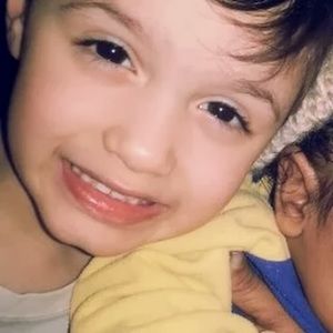 Meet your Posher, Carolina